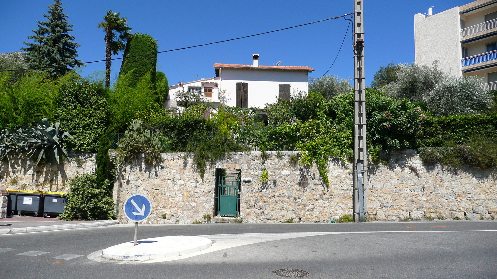 Photo France Vence Vence Ouest 2007-07 47