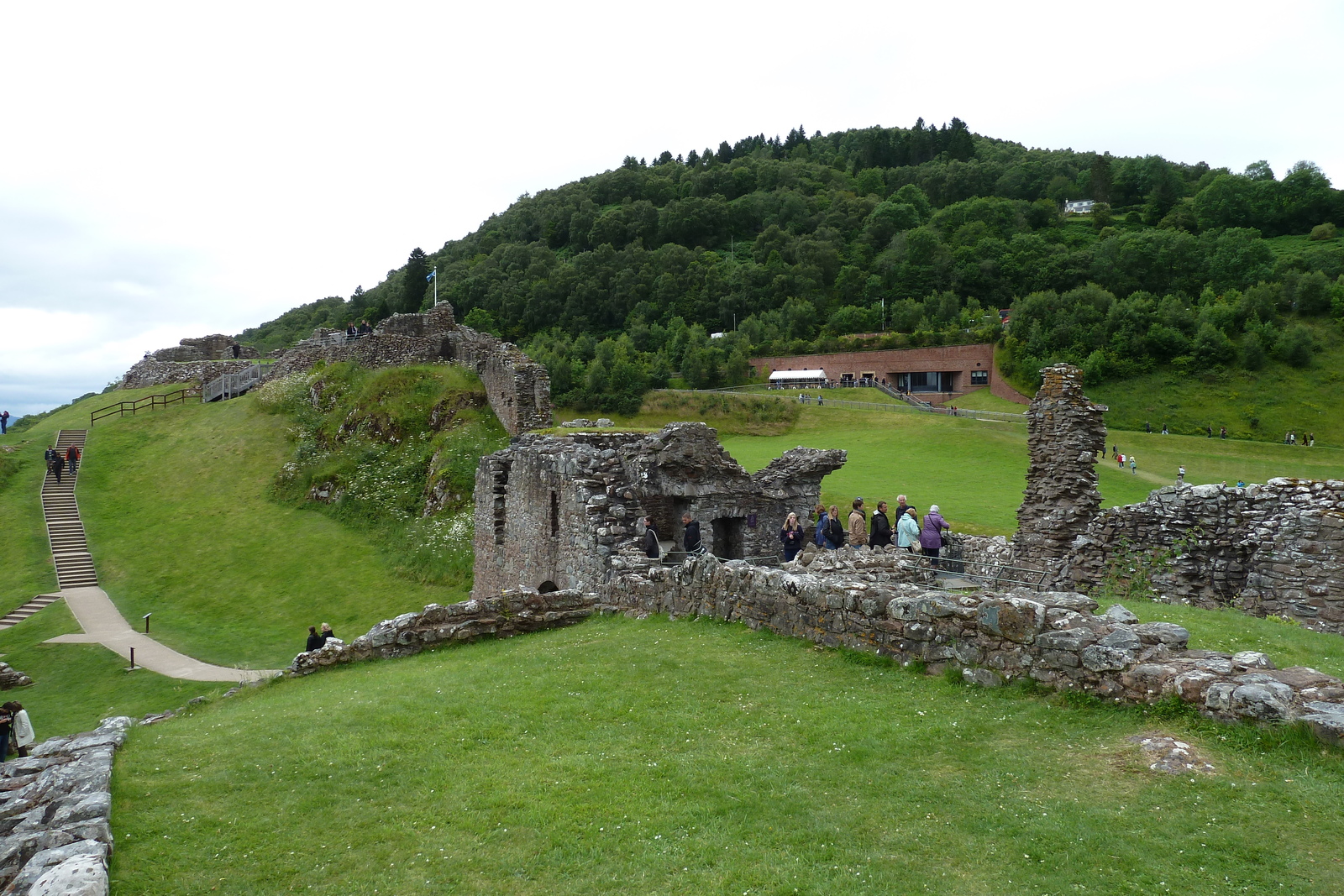 Photo Royaume-Uni Écosse Château de Urquhart(Loch Ness) 2011-07 6