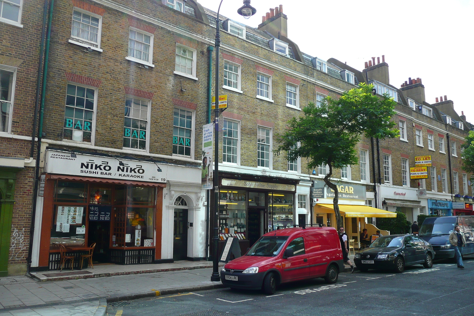 Photo Royaume-Uni Londres Tottenham Court Road 2007-09 0