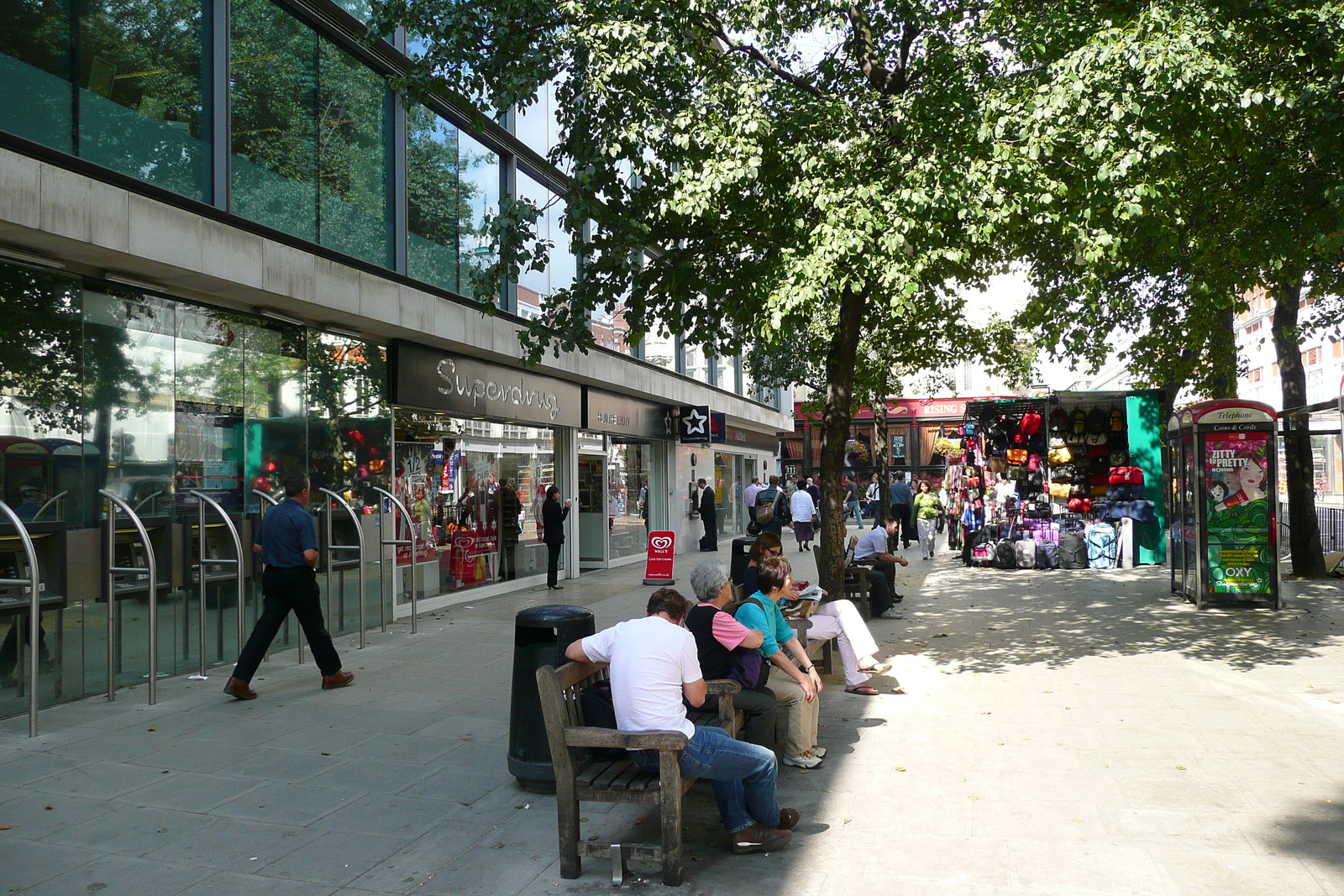 Photo Royaume-Uni Londres Tottenham Court Road 2007-09 9