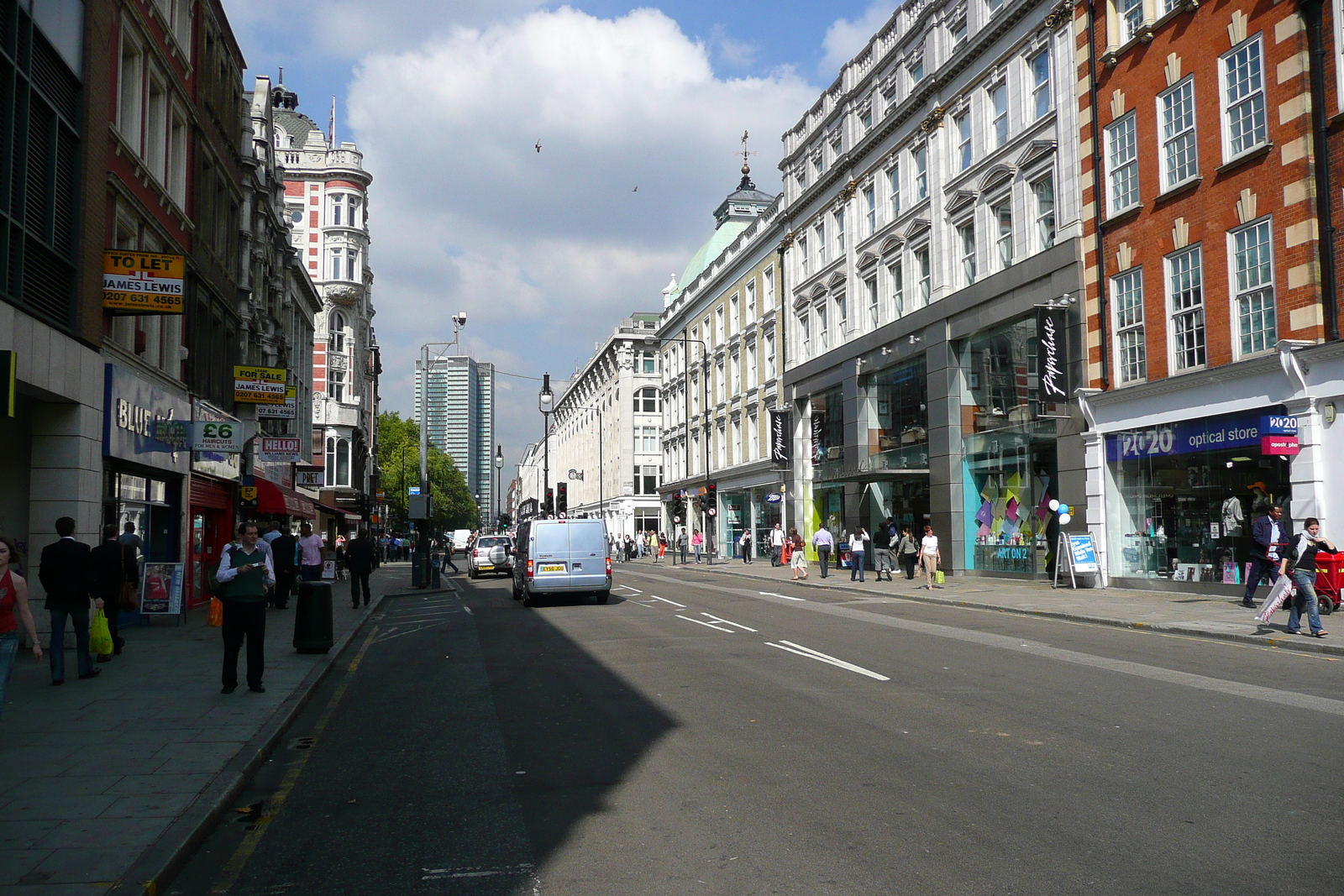 Photo Royaume-Uni Londres Tottenham Court Road 2007-09 73