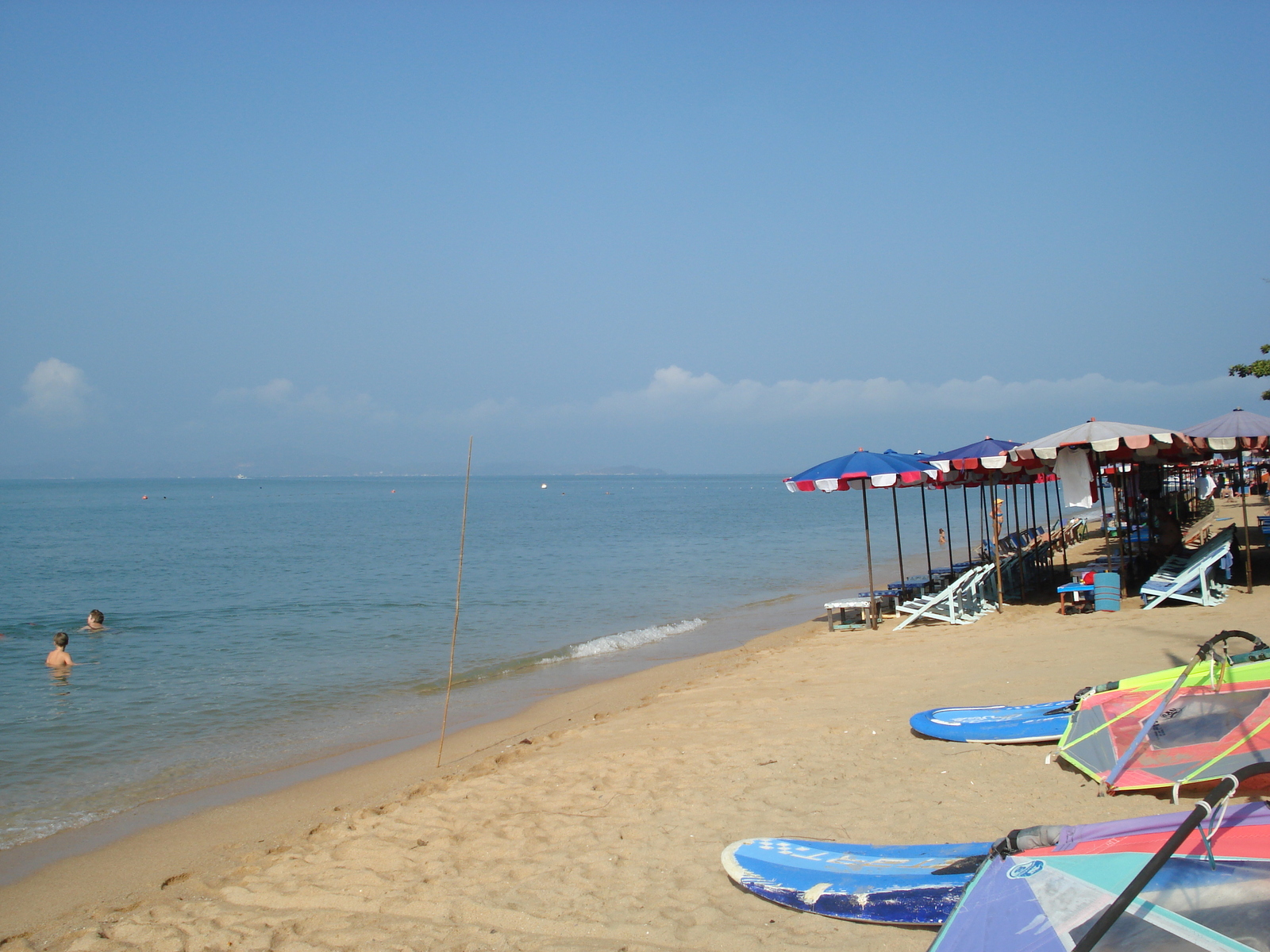 Photo Thaïlande Pattaya Plage de Dongtan 2008-01 33