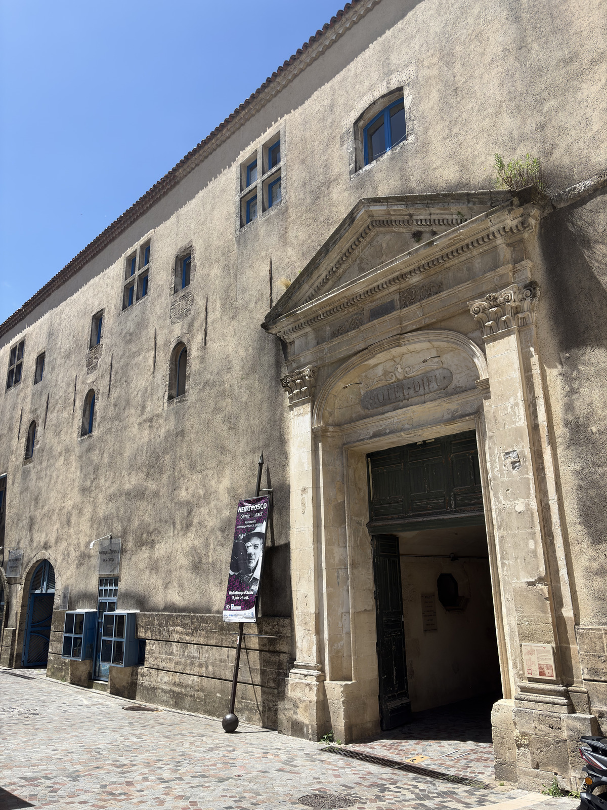 Photo France Arles 2026-06 42
