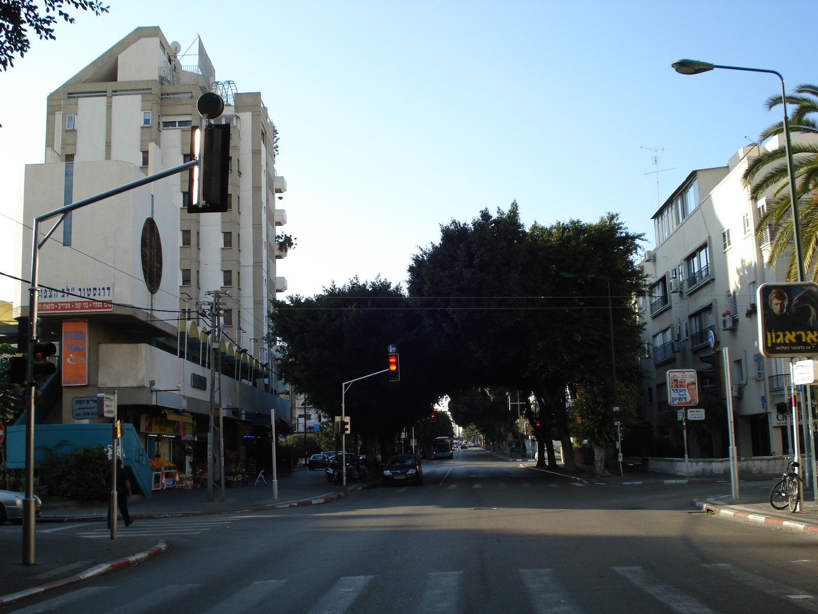 Photo Israel Tel Aviv 2006-12 36