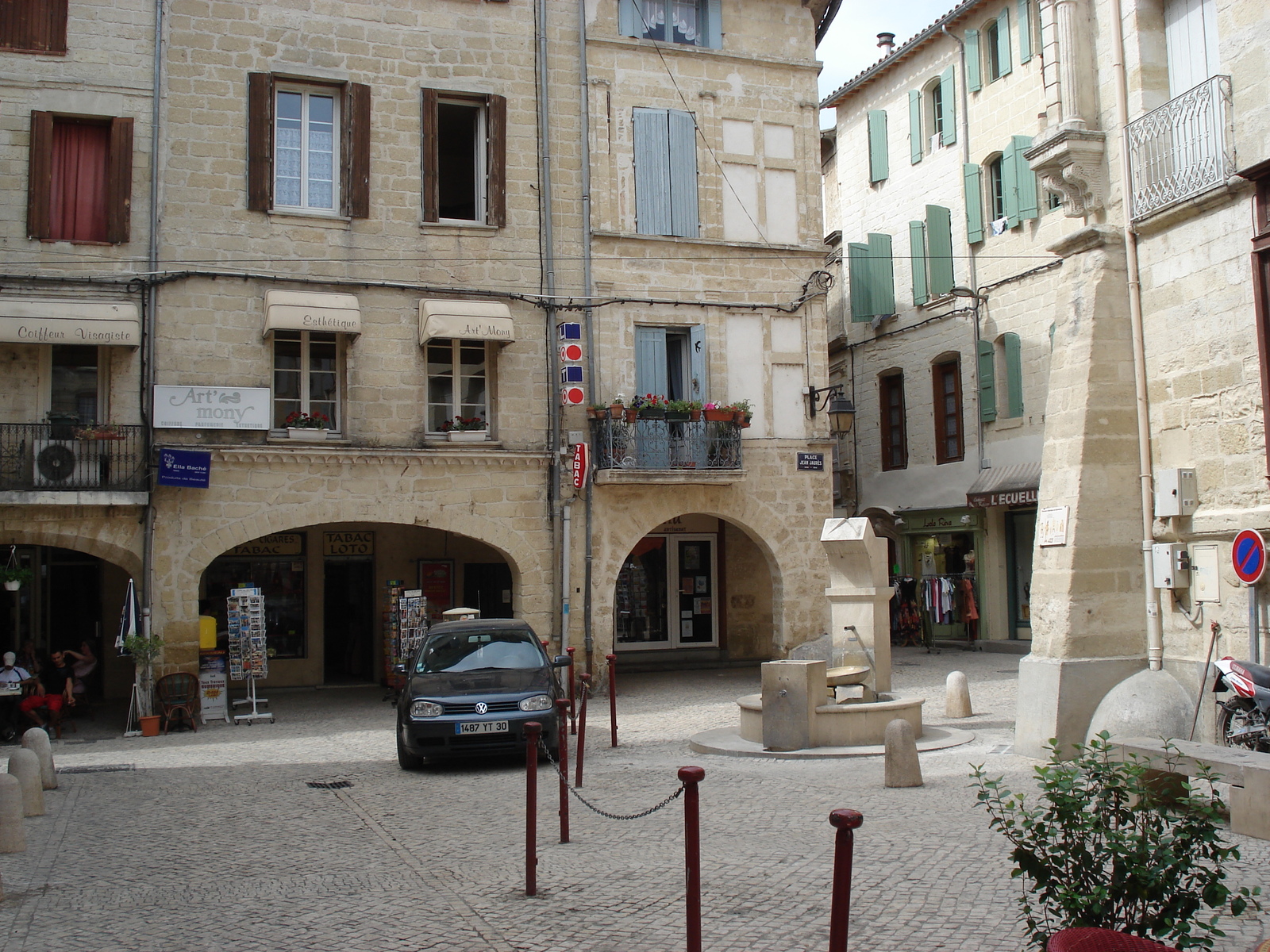 Photo France Sommières 2006-06 115