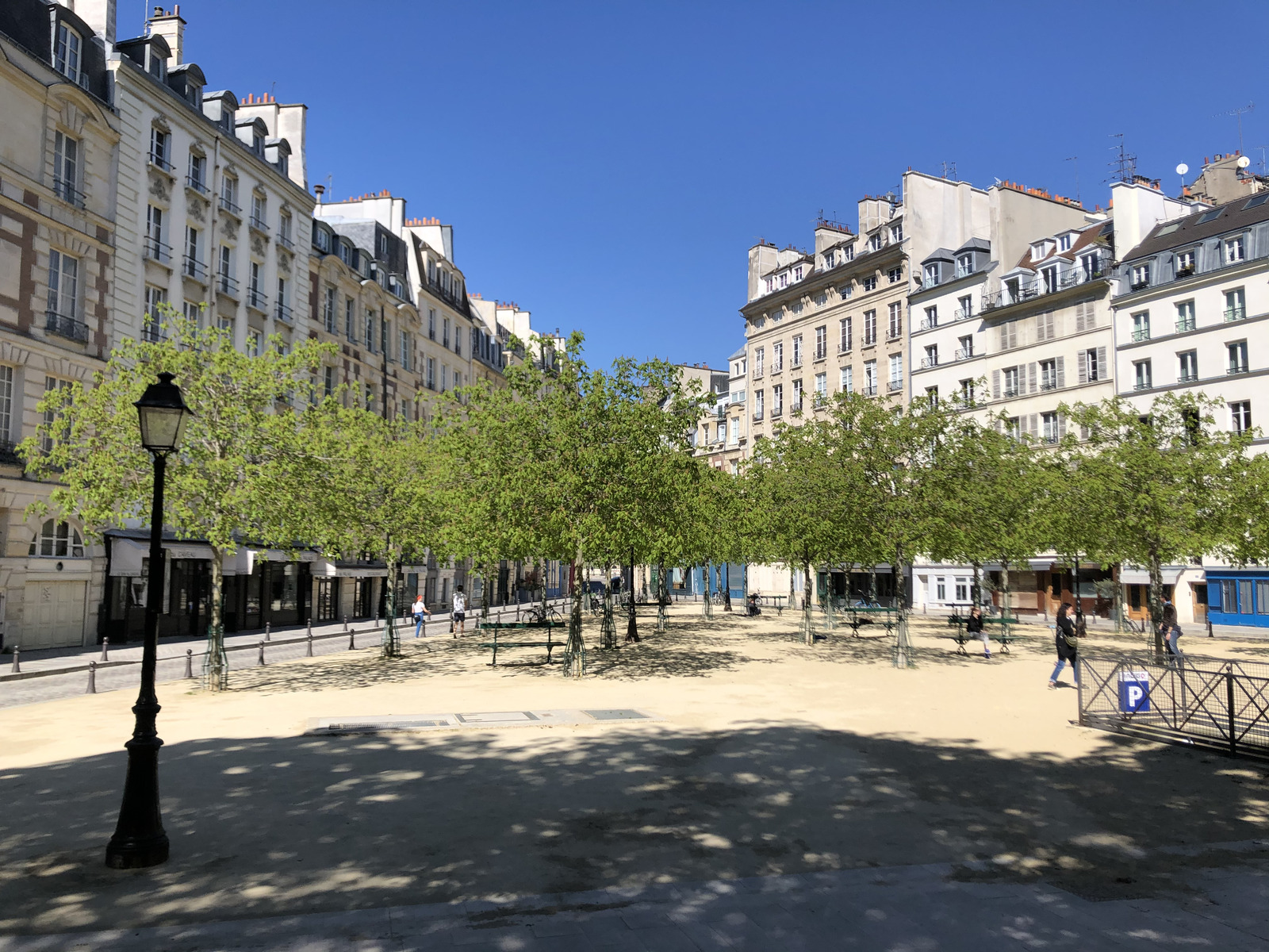 Photo France Paris confiné 2020-04 242