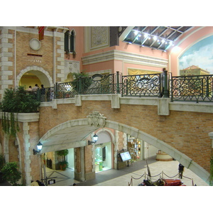 Photo Émirats arabes unis Dubai Mercato shopping mall 2005-11 2