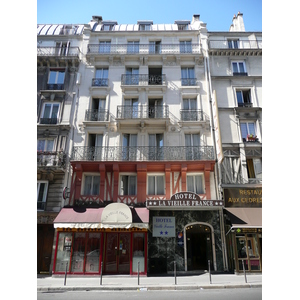 Photo France Paris Rue La Fayette 2007-08 144