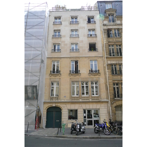 Photo France Paris Rue Ampère 2007-06 23