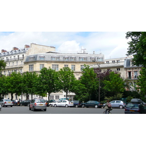Photo France Paris 17eme Arrondissement Place Malesherbes 2007-05 15
