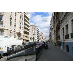 Photo France Paris Rue Ampère 2007-06 44