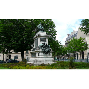 Photo France Paris 17eme Arrondissement Place Malesherbes 2007-05 13