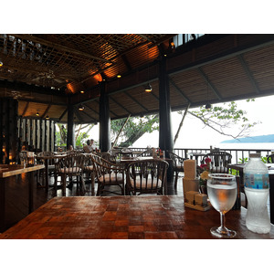 Photo Thaïlande Phuket Plage de Karon Restaurant On the rock 2021-12 61