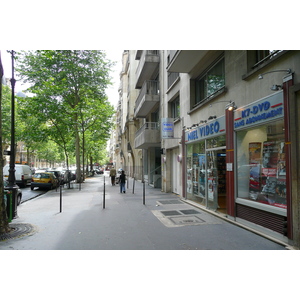 Photo France Paris Avenue Niel 2007-06 14