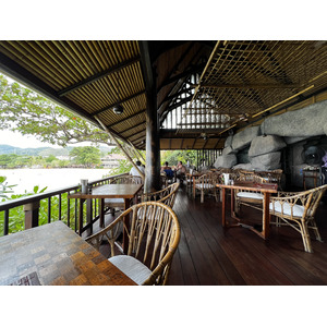 Photo Thaïlande Phuket Plage de Karon Restaurant On the rock 2021-12 3
