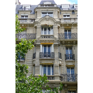 Photo France Paris Avenue Niel 2007-06 54