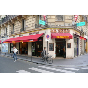 Photo France Paris Avenue Niel 2007-06 26