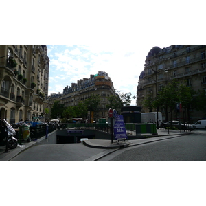 Photo France Paris 17eme Arrondissement Rue Jouffroy d'Abbans 2007-05 20