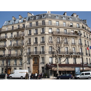Photo France Paris 17eme Arrondissement Boulevard de Courcelles 2006-03 1
