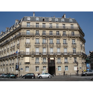 Photo France Paris 17eme Arrondissement Boulevard de Courcelles 2006-03 16