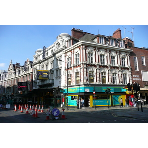 Photo Royaume-Uni Londres Avenue Shaftesbury 2007-09 23