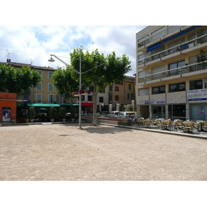 Photo France Vence Place du Grand Jardin 2007-07 2