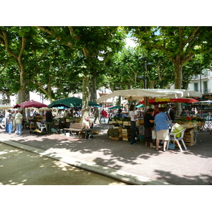 Photo France Vence Place du Grand Jardin 2007-07 27