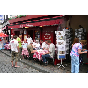 Photo France Paris Place du Tertre 2007-06 8