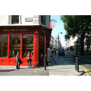 Photo Royaume-Uni Londres Museum Street 2007-09 5