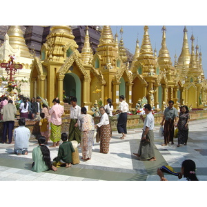 Photo Birmanie (Myanmar) Rangoun Pagode Shwedagon 2005-01 52