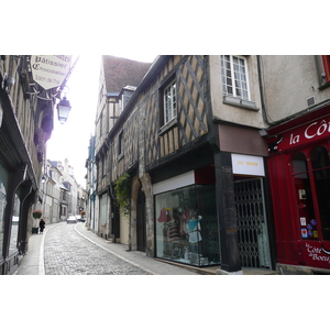 Photo France Bourges 2008-04 46