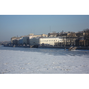 Photo Russie Saint-Pétersbourg La Neva 2006-03 48