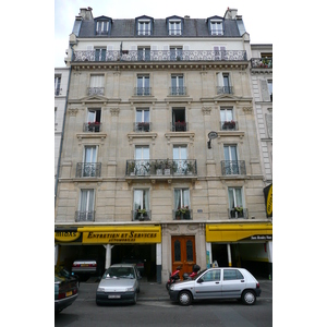 Photo France Paris Rue de Rome 2007-06 41