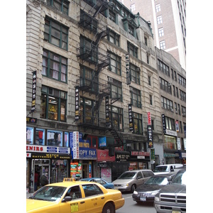 Photo États-Unis New York 5eme Avenue 2006-03 64
