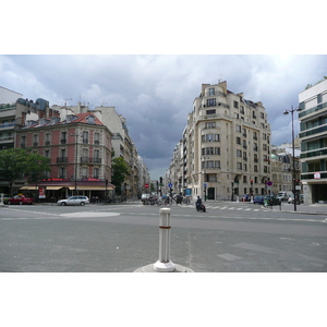 Photo France Paris Rue Ampère 2007-06 3