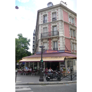 Photo France Paris Rue Ampère 2007-06 64