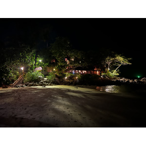 Photo Thaïlande Phuket Plage de Karon Restaurant On the rock 2021-12 60