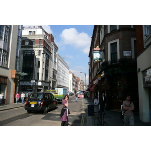 Photo Royaume-Uni Londres Rue Wardour 2007-09 6