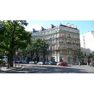 Photo France Paris Place des Ternes 2007-05 3
