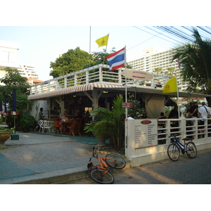 Photo Thaïlande Pattaya Plage de Dongtan 2008-01 44