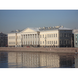 Photo Russie Saint-Pétersbourg La Neva 2006-03 30