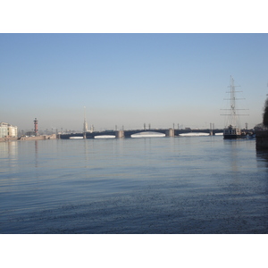 Photo Russie Saint-Pétersbourg La Neva 2006-03 15