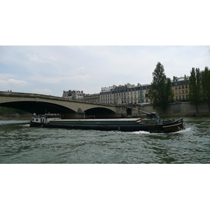 Photo France Paris Péniches Parisiennes 2007-06 3