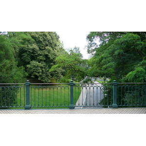 Photo France Paris Parc des Buttes-Chaumont 2007-08 100