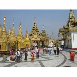 Photo Birmanie (Myanmar) Rangoun Pagode Shwedagon 2005-01 45