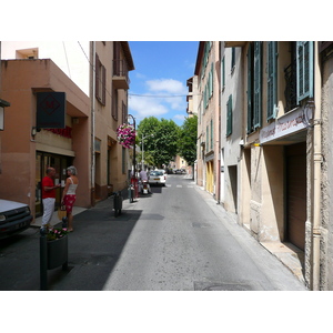 Photo France Vence Avenue H. Isnard 2007-07 11