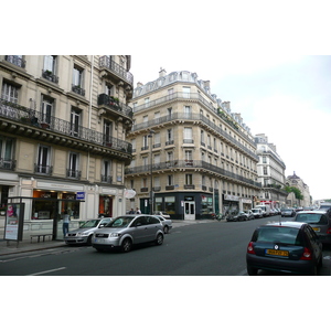 Photo France Paris Rue de Rome 2007-06 114
