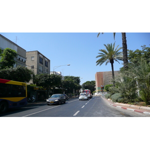 Photo Israel Tel Aviv Rue Tarsat 2007-06 12