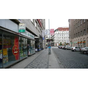 Photo République Tchèque Prague rue Opletalova 2007-07 20