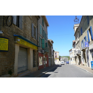 Photo France Provence route de Beaucaire au Pont du gard 2008-04 16
